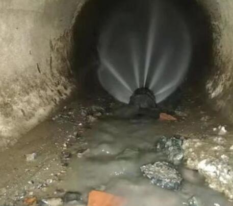 白鹭湖管理区市政管道清淤