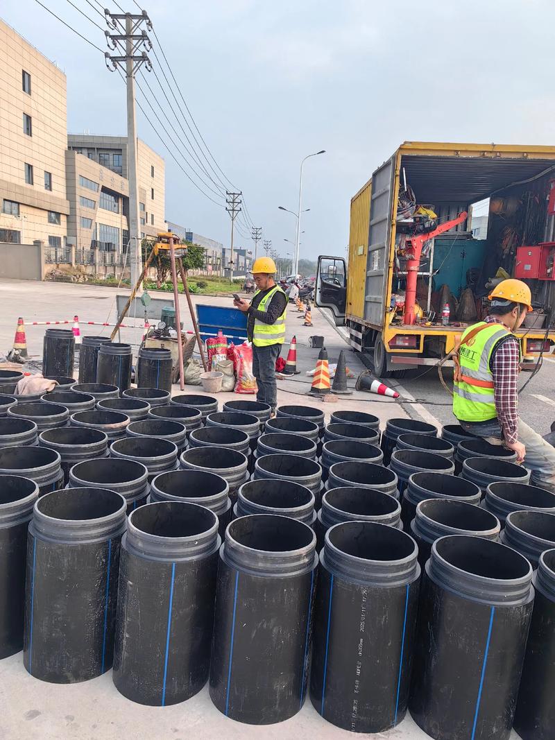 白鹭湖管理区管道短管置换